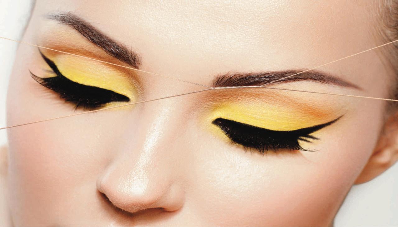 Precision Eyebrow Threading